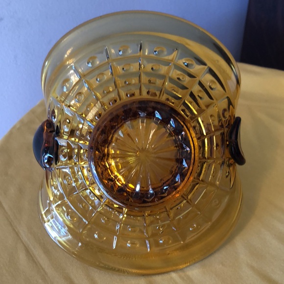 Vintage amber glass basket - Picture 3 of 7